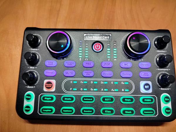 Продам Внешняя звуковая карта live sound card