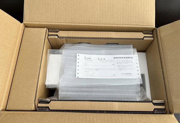 Продам Трансивер icom ic 7300