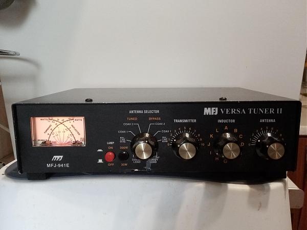 Продам Антенный тюнер MFJ-941E