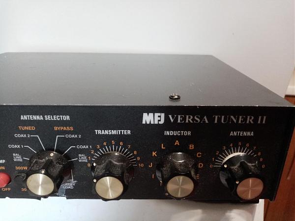 Продам Антенный тюнер MFJ-941E