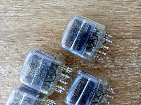 Продам цифровые лампы