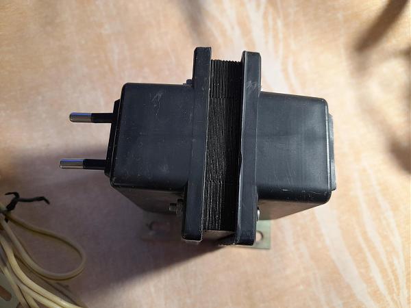 Продам Tрансформаторы понижающие унивeрcальныe c 220воль