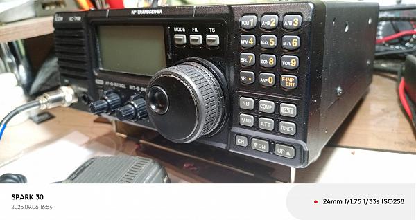 Продам кв трансивер -718