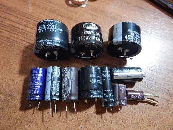 Продам Конденсаторы электролитические 400-450V(11 шт)