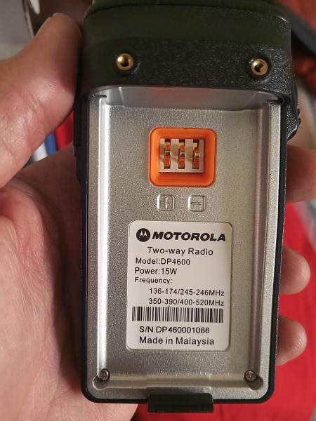 Продам Портативка Motorola DP4600 15wt