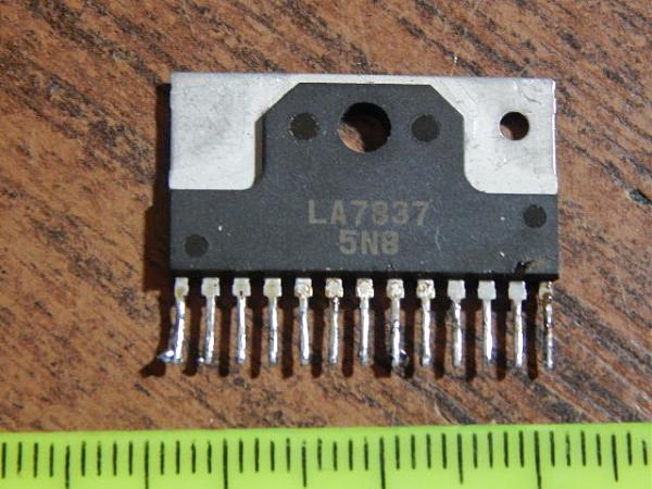 Продам Микросхема LA7837