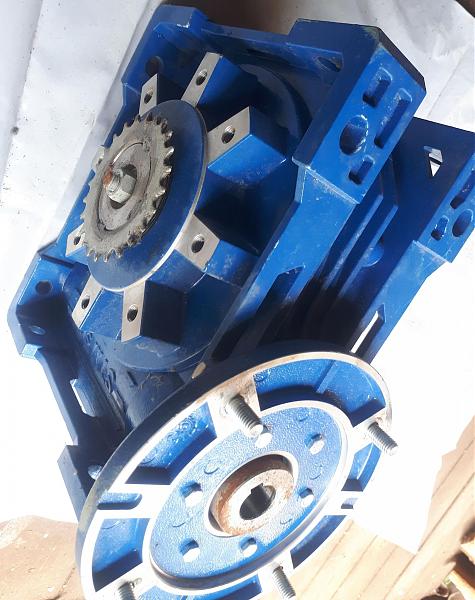 Продам Червячный редуктор UMI110G M4 1/80 STM Bologna