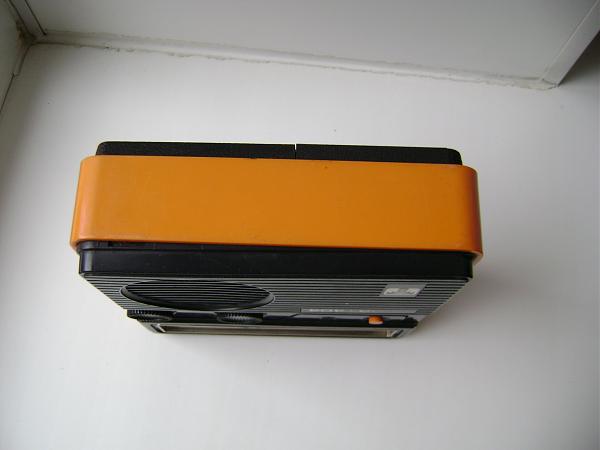 Продам Радиоприемник "Вега-404"