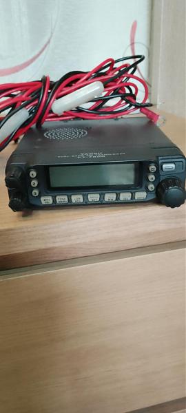 Продам Yaesu FT-7800R
