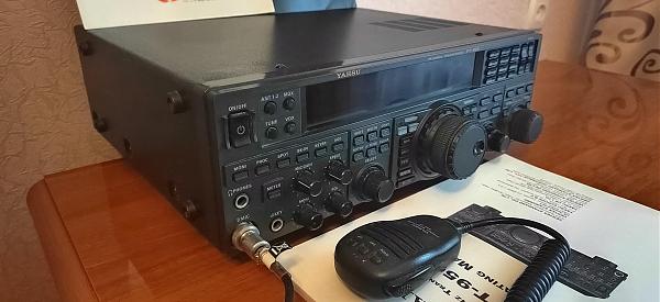 Продам Yaesu FT-950