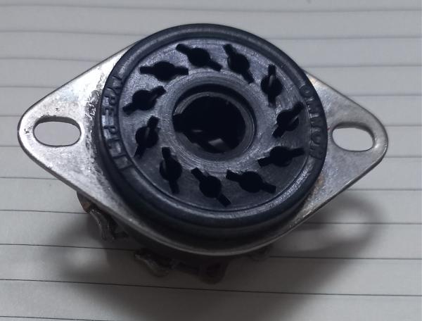 Продам Панельки ламповые, клеммные колодки