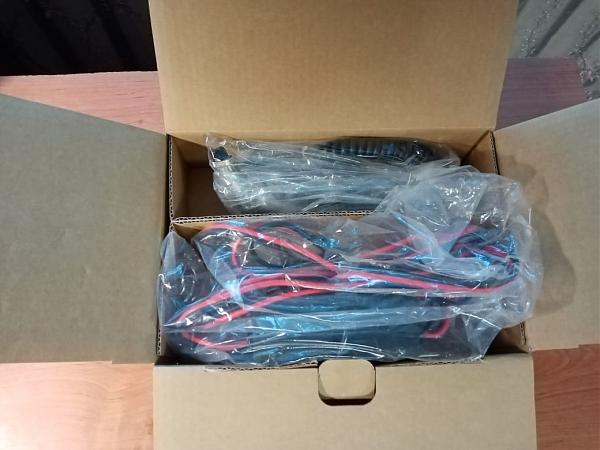 Продам Новый трансивер Айком 7300