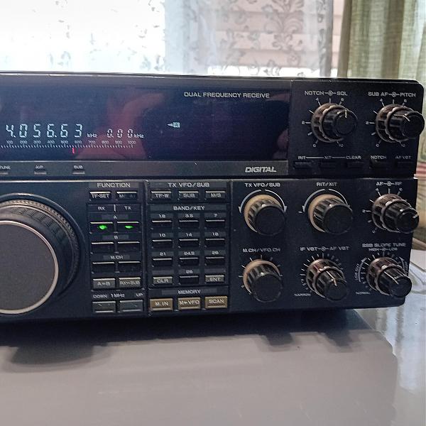 Продам кв трансивер KENWOOD TS 950SDX