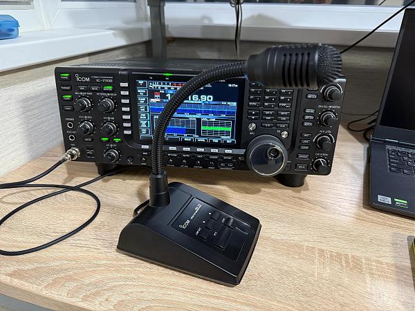 Продам ICOM ic-7700 + микрофон SM-50