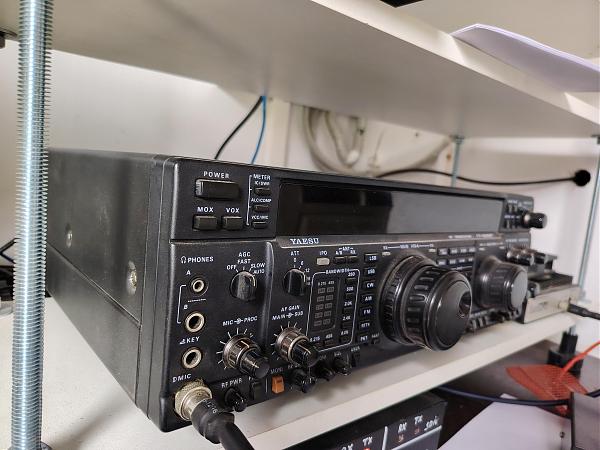 Продам Yaesu FT 100 MP