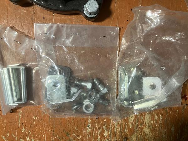 Продам Крепление к поворотникам Yaesu