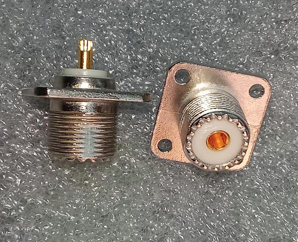 Продам Разъём антенный SO-239 приборный UHF