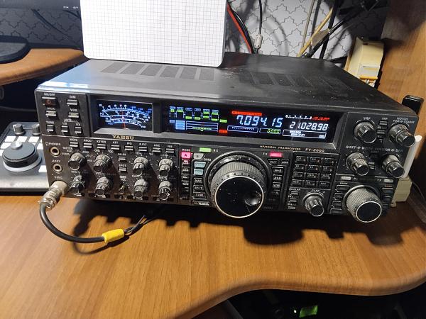 Продам yaesu ft-2000