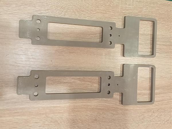 Продам Защитные рамки для трансиверов XIEGU и YAESU