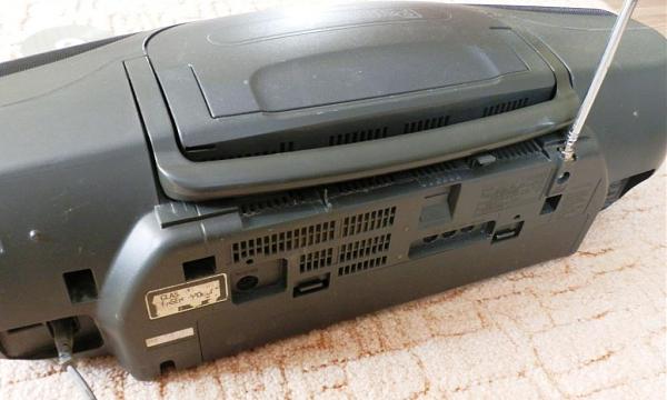 Продам Panasonic RX DT 75