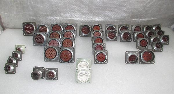 Продам разъёмы 2РМ