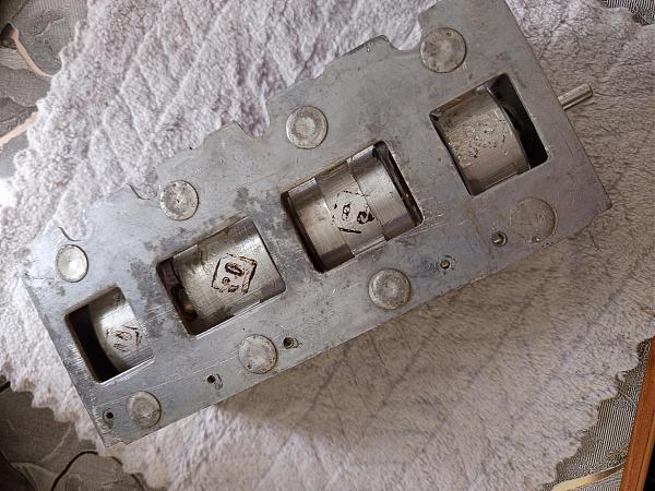 Продам Конденсатор КПЕ