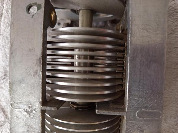 Продам Конденсатор КПЕ