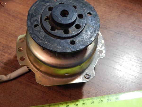 Продам Электро мотор,с муфтой