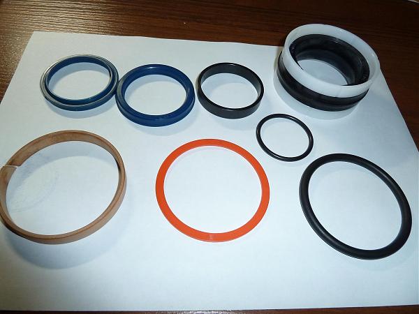 Продам комплекты уплотнений для гидравлических грейферов