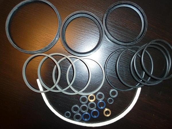 Продам комплекты уплотнений для гидравлических грейферов