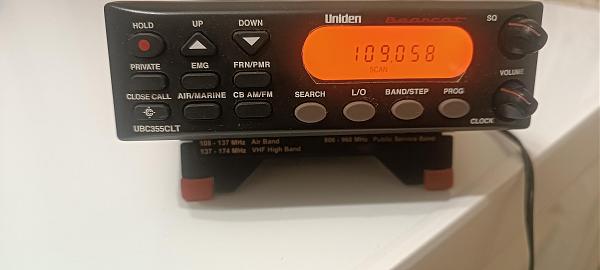 Продам Приёмник uniden ubc355clt