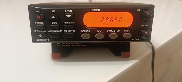 Продам Приёмник uniden ubc355clt