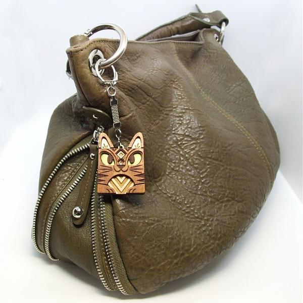 Продам Брелок - талисман "TikiCat"