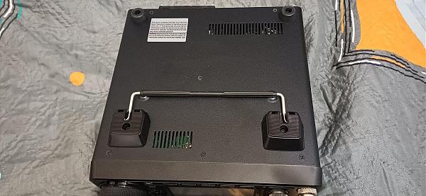 Продам Icom 7300