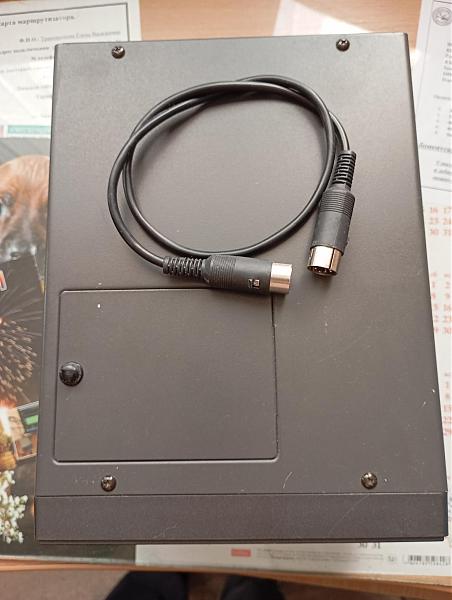 Продам Автоматический антенный тюнер Icom AT-150