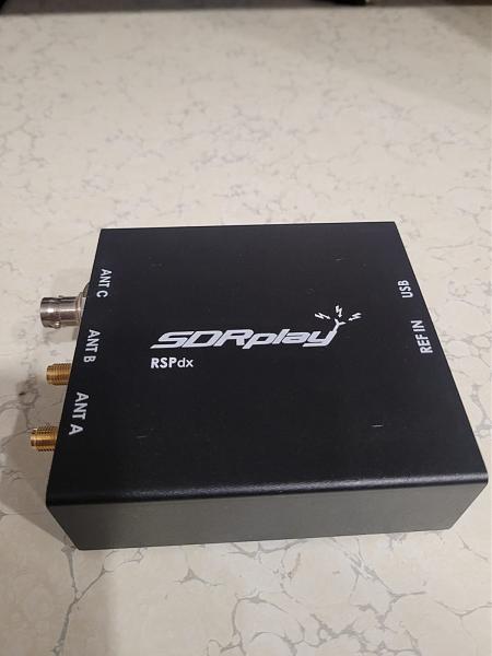 Продам КВ трансивер Icom 7300