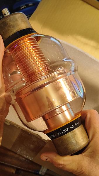 Продам Вакуумный переменный конденсатор