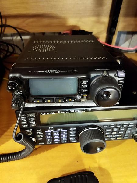 Меняю Трансивер Yaesu FT-100