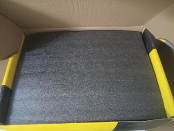 Продам Инвертор Xantrex 1800/24