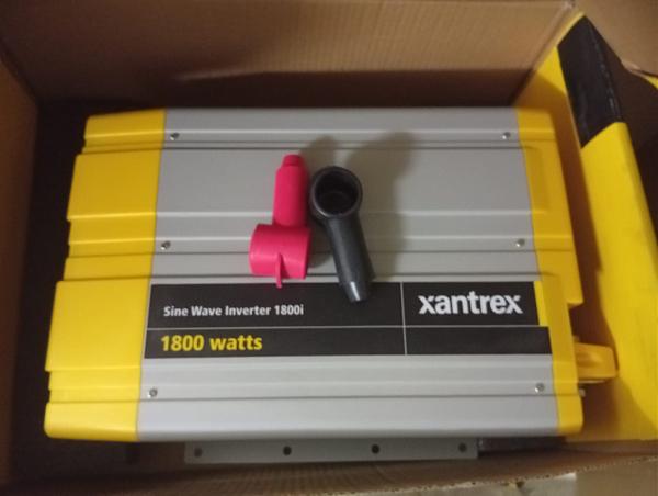 Продам Инвертор Xantrex 1800/24