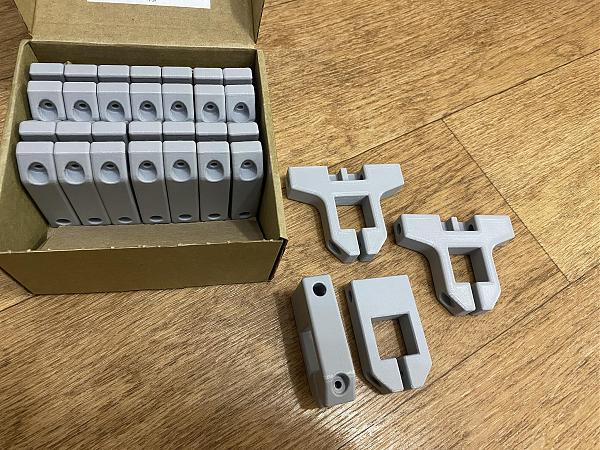 Продам Изоляторы