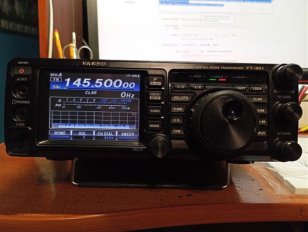 Продам Трансивер HF/VHF/UHF Yaesu FT-991