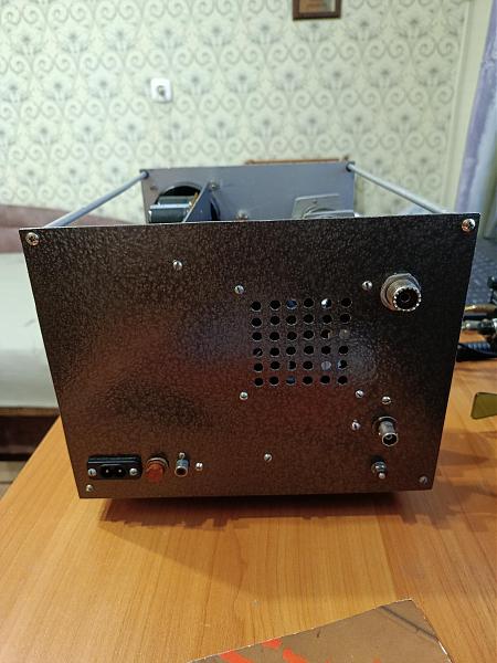 Продам усилитель на 4 ГУ-50