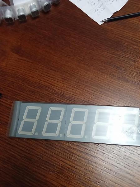 Продам Индикаторы цифровые семисегментные