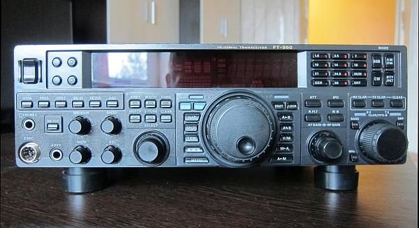 Продам Yaesu FT-950 в хорошем, рабочем состоянии Отправка