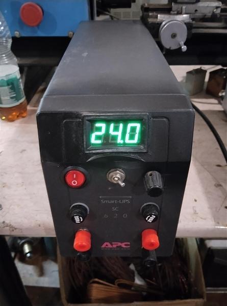 Продам Блок питания 13.8в 25а, и лабораторный 1.4-24в 2а