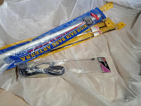 Продам антенны КВ, УКВ - крепеж к ним