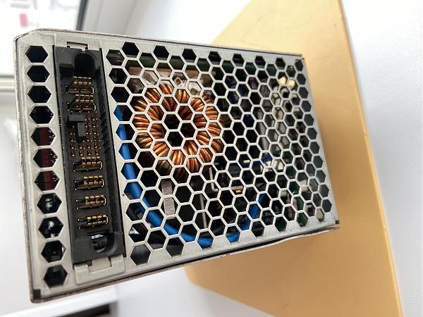 Продам Блок питания DELTA AWF-2DC-2100W