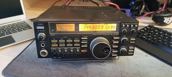 Продам ICOM IC-275H - 100W VHF - TCXO + Microphone