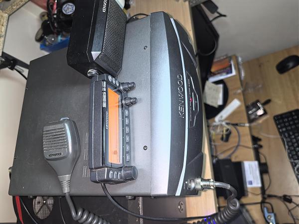 Продам Трансивер TS-B2000